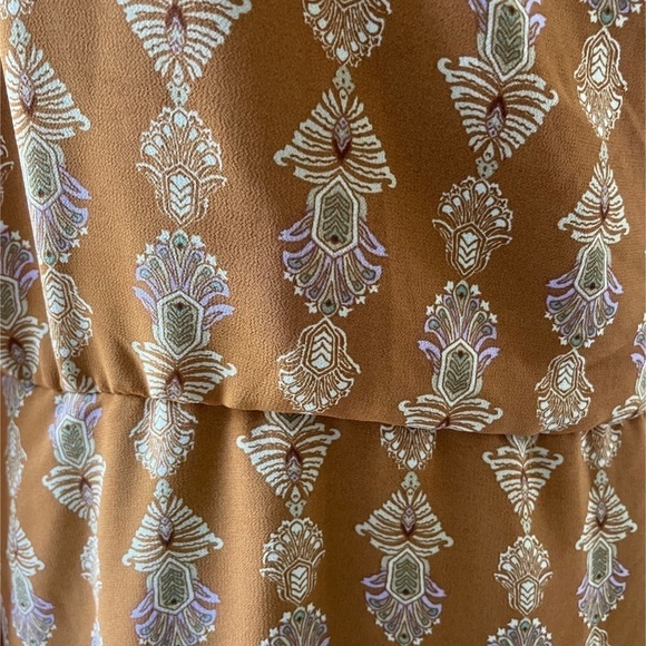 june & hudson Sienna Floral Medallion Printed Wrap Dress - Picture 8 of 13